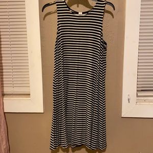 Black and white stripe t shirt dress